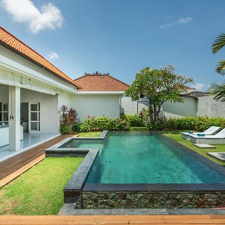 Modern 3 Bedrooms Villa Beach Walking Distance 塞米亚克 外观 照片